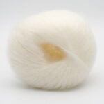 01 Wool White
